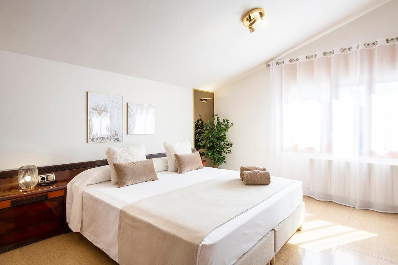 Casa Mirestany- Wonderful House With Amazing Views Banyoles Exterior foto
